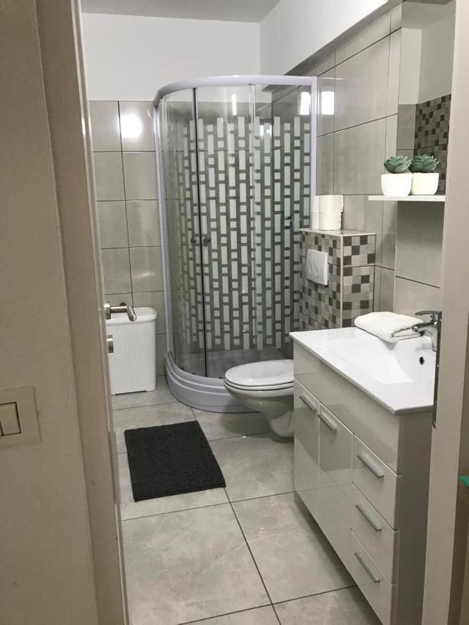 Nelany Apartamento Zubovići Exterior foto