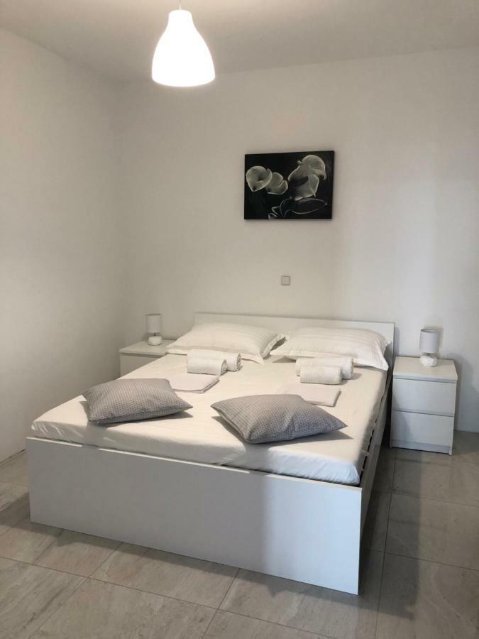 Nelany Apartamento Zubovići Exterior foto