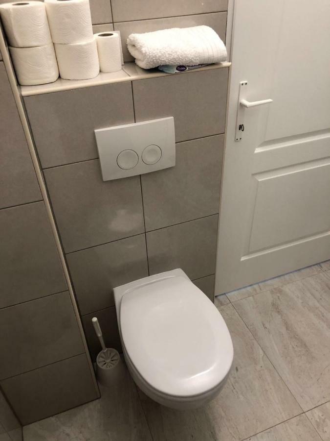 Nelany Apartamento Zubovići Exterior foto