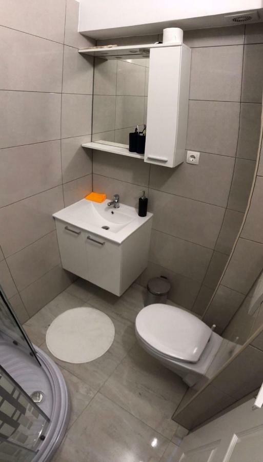 Nelany Apartamento Zubovići Exterior foto