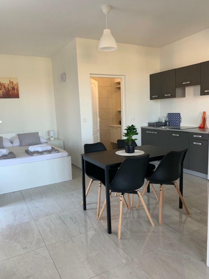 Nelany Apartamento Zubovići Exterior foto