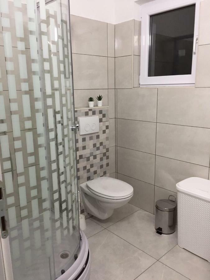 Nelany Apartamento Zubovići Exterior foto