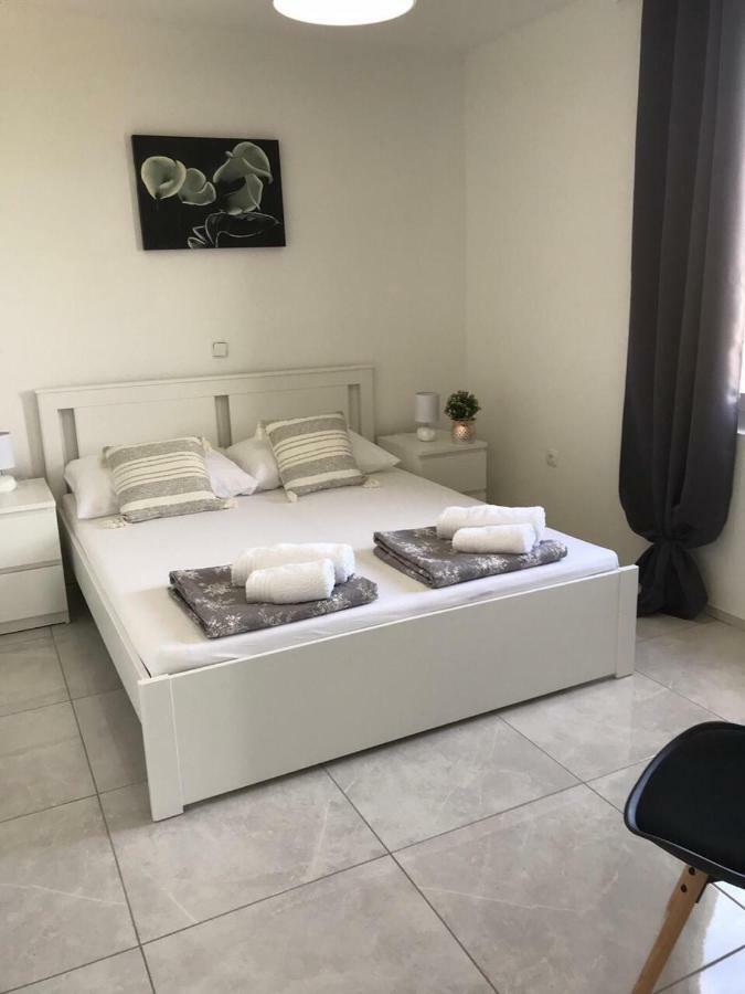 Nelany Apartamento Zubovići Exterior foto